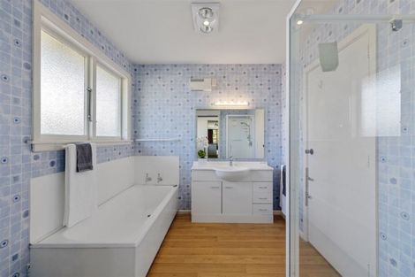 Photo of property in 20 Fovant Street, Russley, Christchurch, 8042