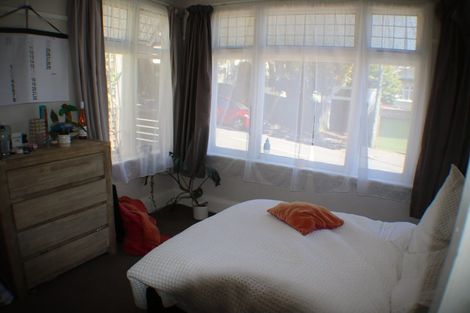 Photo of property in 73 Majoribanks Street, Mount Victoria, Wellington, 6011