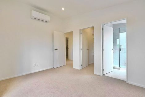 Photo of property in 5/25 Hutchinson Avenue, New Lynn, Auckland, 0600