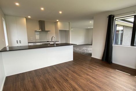 Photo of property in 16 Chambers Avenue, Woodend, 7610