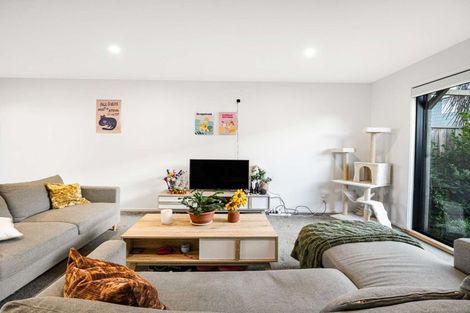 Photo of property in 3/25 Hargest Crescent, Sydenham, Christchurch, 8023