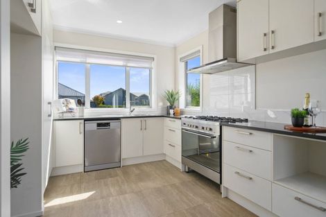 Photo of property in 8 Hehan Close, Cambridge, 3434