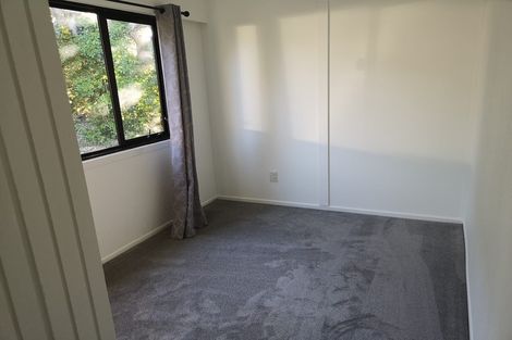 Photo of property in 4 Evans Road, Glen Eden, Auckland, 0602