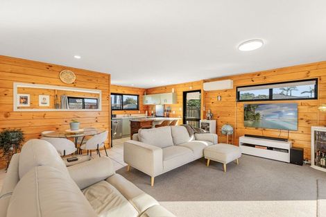 Photo of property in 124b Dickson Road, Papamoa Beach, Papamoa, 3118