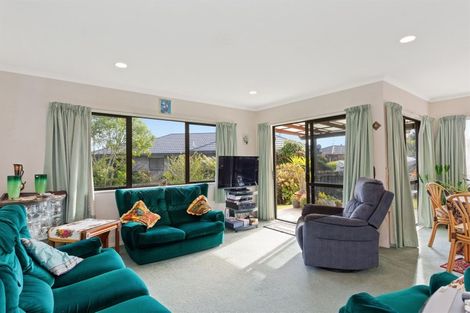 Photo of property in 59 Pelorus Street, Welcome Bay, Tauranga, 3112