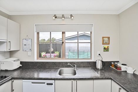 Photo of property in 19 Charles Street, Grasmere, Invercargill, 9810