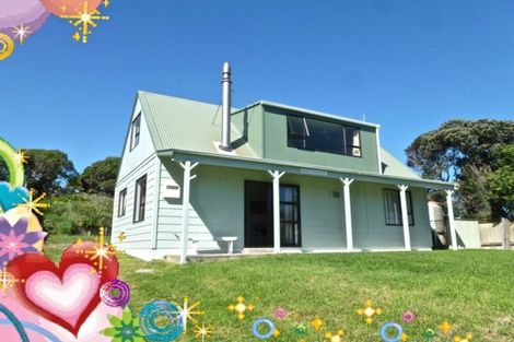 Photo of property in 58 Rodney Avenue, Te Horo Beach, Otaki, 5581