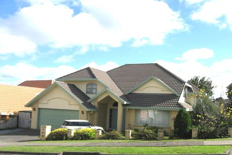 Photo of property in 8 Rochester Crescent, Somerville, Auckland, 2014