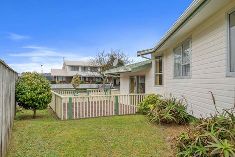 Photo of property in 106 Gemstone Drive, Birchville, Upper Hutt, 5018