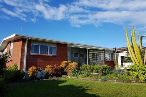 Photo of property in 9 Takahe Street, Tikipunga, Whangarei, 0112