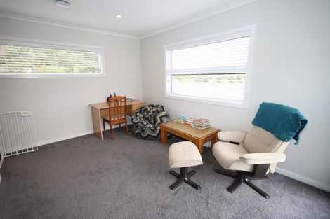 Photo of property in 5 Furl Close, Pyes Pa, Tauranga, 3112