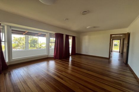 Photo of property in 21 Kereru Street, Waikanae, 5036