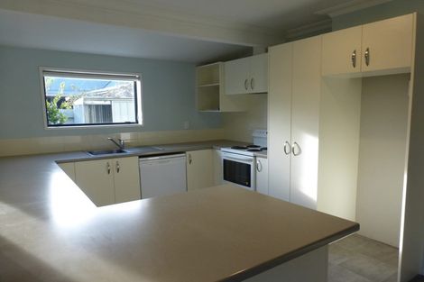 Photo of property in 2 Kantara Lane, Somerfield, Christchurch, 8024