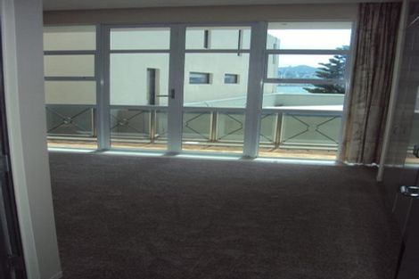 Photo of property in 346 Oriental Parade, Oriental Bay, Wellington, 6011