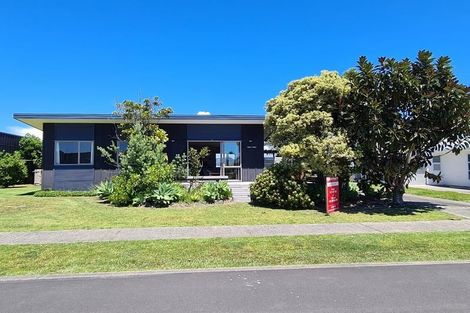 Photo of property in 110 The Fairway, Matarangi, Whitianga, 3592