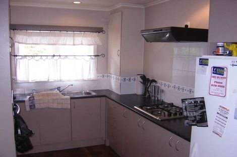 Photo of property in 1615 Great North Road, Waterview, Auckland, 1026