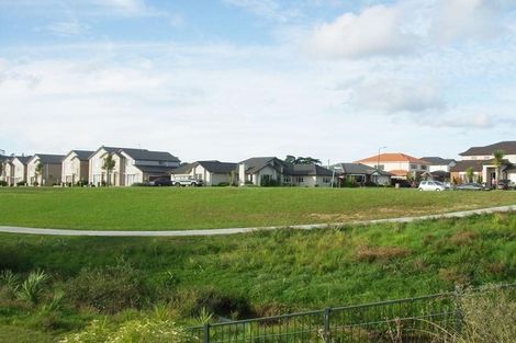 Photo of property in 40 Salford Crescent, Flat Bush, Auckland, 2019