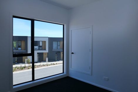 Photo of property in 27/10 Trieste Way, Paraparaumu, 5032