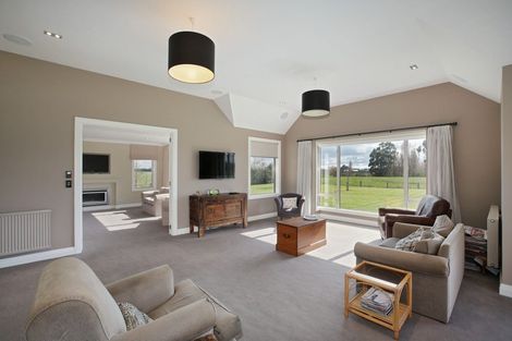 Photo of property in 396f Thomsons Crossing Road East, Lochiel, Winton, 9781