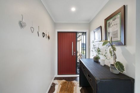 Photo of property in 34 George Street, Bulls, 4818
