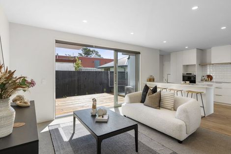 Photo of property in 3/39 Woodville Street, Edgeware, Christchurch, 8013