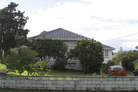 Photo of property in 13 Waione Avenue, Te Atatu Peninsula, Auckland, 0610