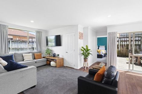 Photo of property in 58 Kaiwaka Road, Waiuku, 2123