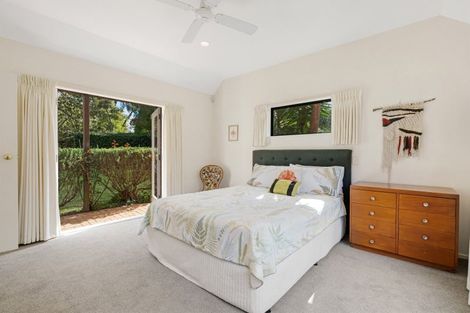 Photo of property in 151 Taupaki Road, Taupaki, Henderson, 0782