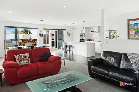 Photo of property in 15 Browns Drive, Waihi Beach, 3611