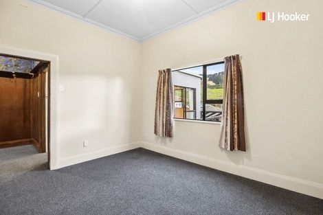 Photo of property in 6 Marett Street, Macandrew Bay, Dunedin, 9014