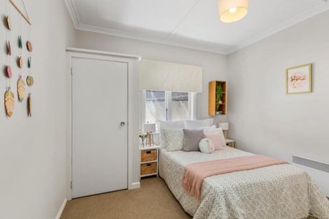 Photo of property in 16 Hudson Street, Island Bay, Wellington, 6023