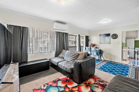 Photo of property in 3/3 Opaheke Road, Papakura, 2110