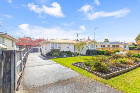 Photo of property in 44 Jillian Drive, Ranui, Auckland, 0612