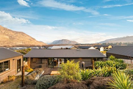 Photo of property in 13 Ashenhurst Way, Lower Shotover, Queenstown, 9304