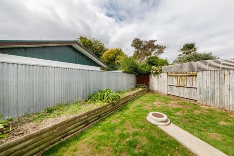 Photo of property in 2/24 Birmingham Street, Takaro, Palmerston North, 4412