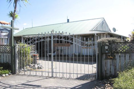 Photo of property in 72 Te Herekiekie Street, Turangi, 3334