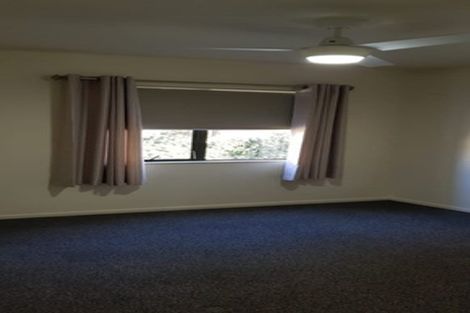 Photo of property in 4/3 Orwell Road, Greenhithe, Auckland, 0632