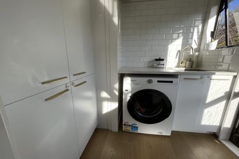 Photo of property in 14b Gledstane Road, Stanmore Bay, Whangaparaoa, 0932