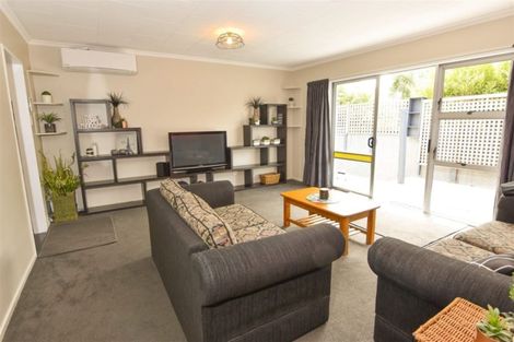 Photo of property in 72a Oram Avenue, New Brighton, Christchurch, 8061