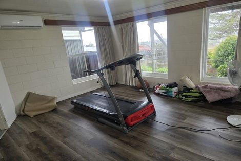 Photo of property in 93 Coronation Road, Hillcrest, Auckland, 0627