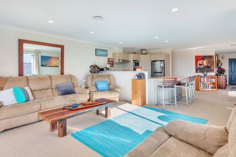 Photo of property in 16 Driftwood Place, Mangawhai Heads, Mangawhai, 0505