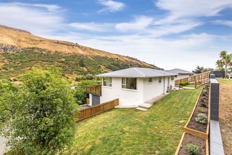 Photo of property in 36 Evans Pass Road, Sumner, Christchurch, 8081