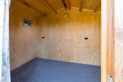 Photo of property in 15 Harewood Road, Oxford, 7430