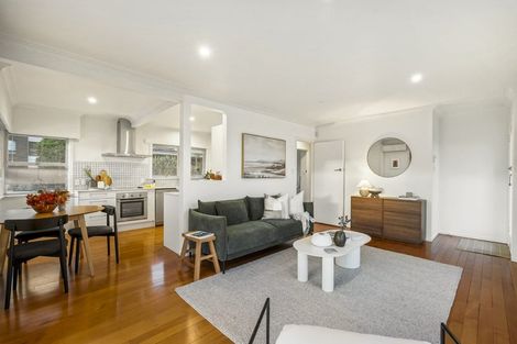 Photo of property in 1/8 Fowler Street, Northcote, Auckland, 0627