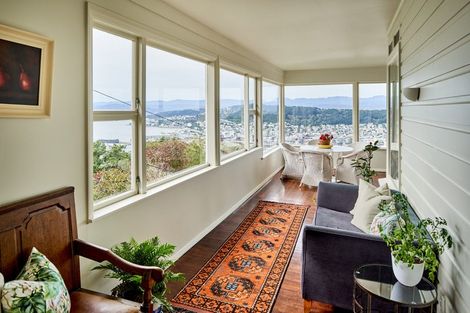 Photo of property in 52 Central Terrace, Kelburn, Wellington, 6012
