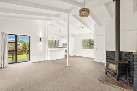 Photo of property in 27 Point Wells Road, Point Wells, Warkworth, 0986