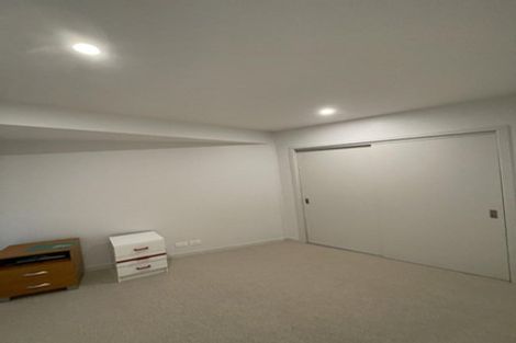 Photo of property in 9/1 Genevieve Lane, Hobsonville, Auckland, 0616