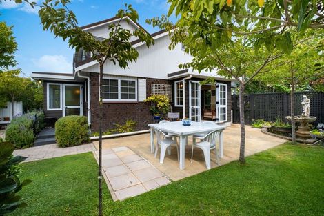 Photo of property in 3a Lighthouse Road, Bluff Hill, Napier, 4110