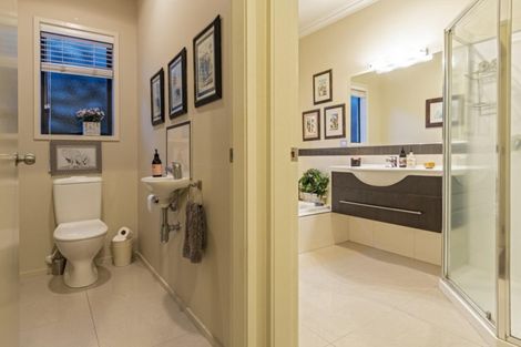 Photo of property in 208 Castlewold Drive, Bethlehem, Tauranga, 3110