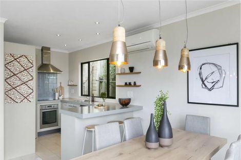 Photo of property in 16 View Road, Titahi Bay, Porirua, 5022